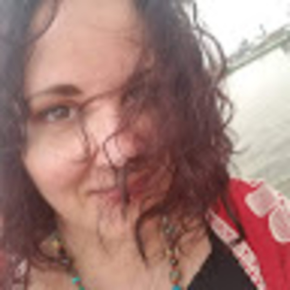 Meet your Posher, Stacy